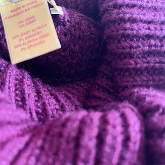 Catherine Malandrino Burgundy Alpaca Knit Cowl Neck Pullover Sweater Size Medium - Picture 8 of 8